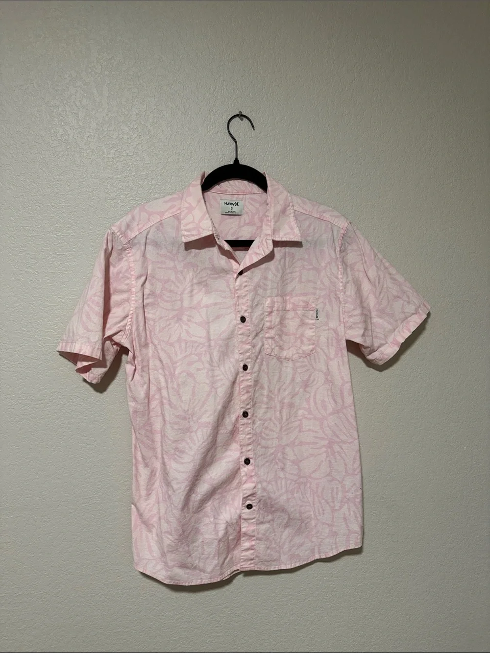 Hurley Light Pink Short Sleeve Button Down Shirt